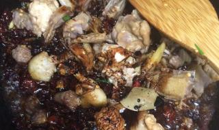 地锅鸡是哪里的特色菜