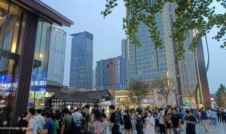实拍成都商业街现状